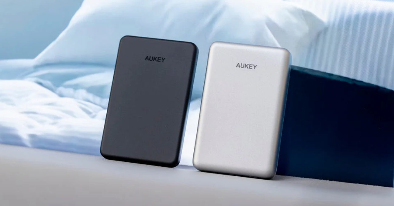 Qi2 磁吸快充，輕巧與長續航兩款任你選！AUKEY MagFusion M 系列